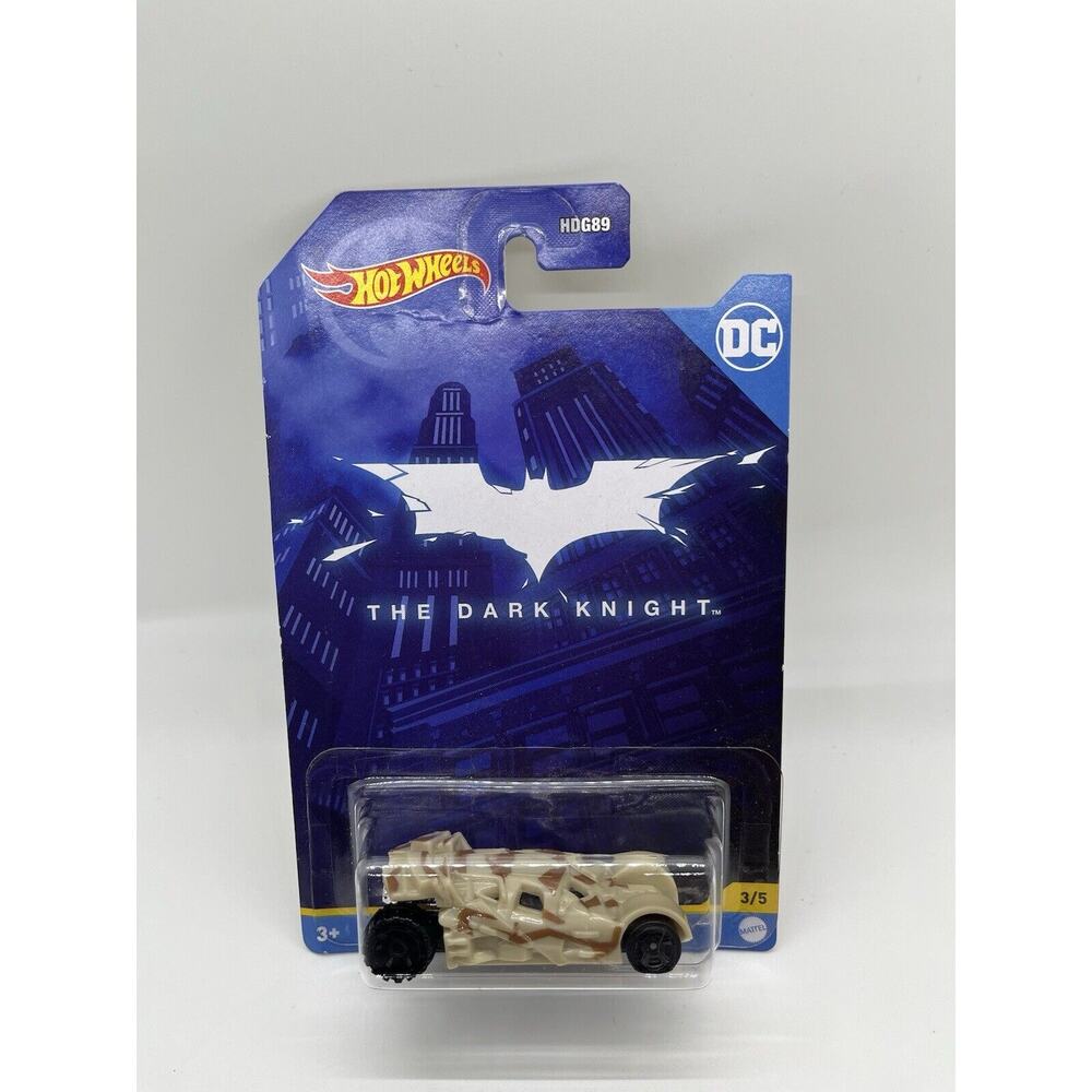 Hot Wheels-THE DARK NIGHT BATMOBILE-Batman DC Universe-NEW-FREE SHIPPING